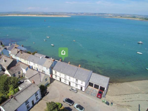 3 Bed in Appledore WATER